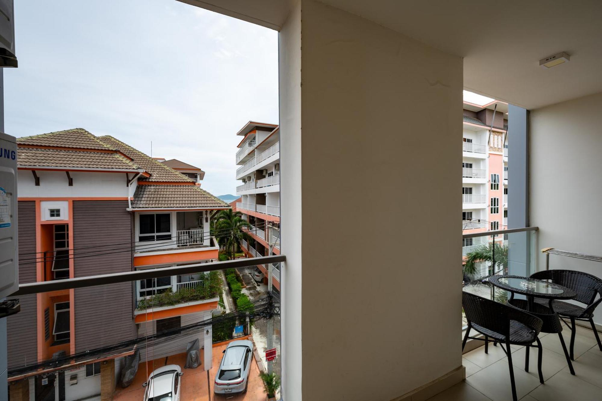 C-view By Apartwell * Pattaya