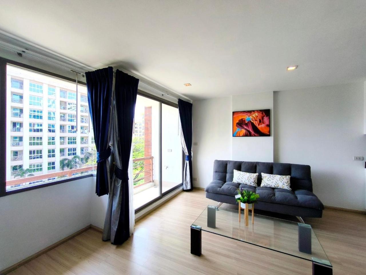 The Urban Soi Buakhaw 15 *
