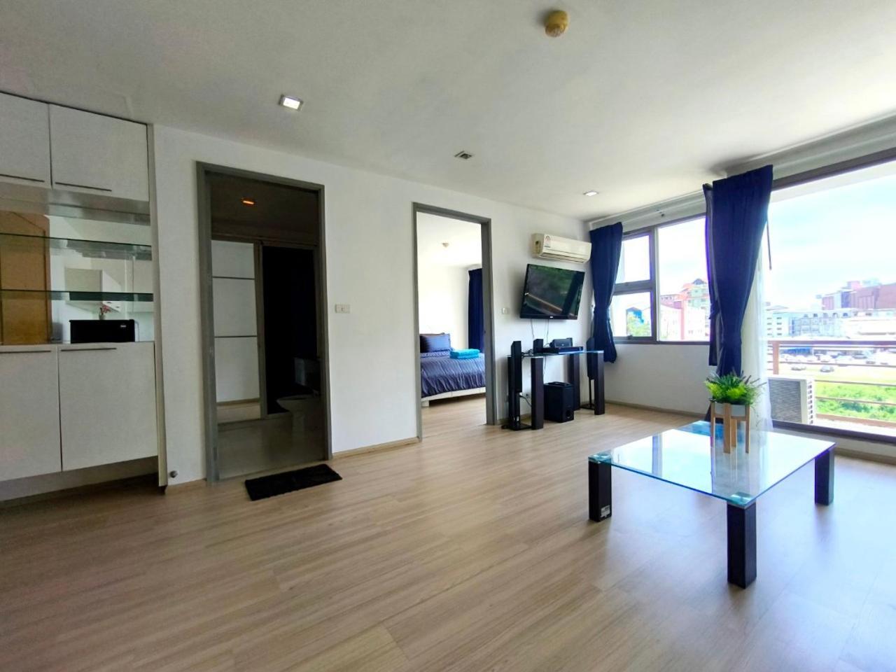 The Urban Soi Buakhaw 15 *