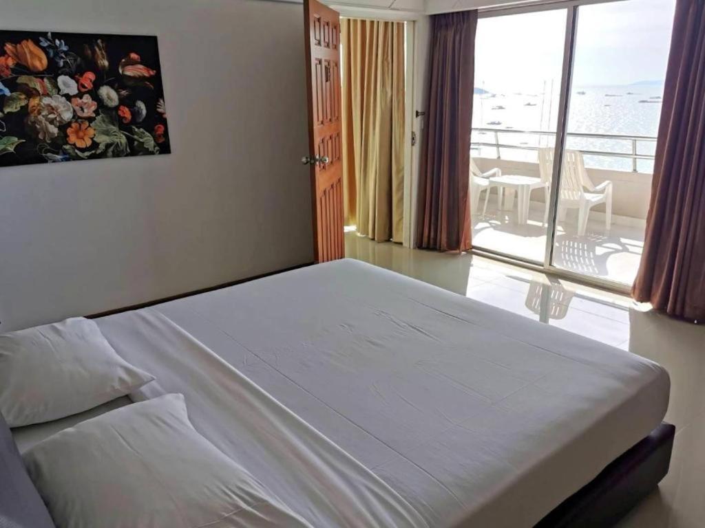 Hotel Markland View