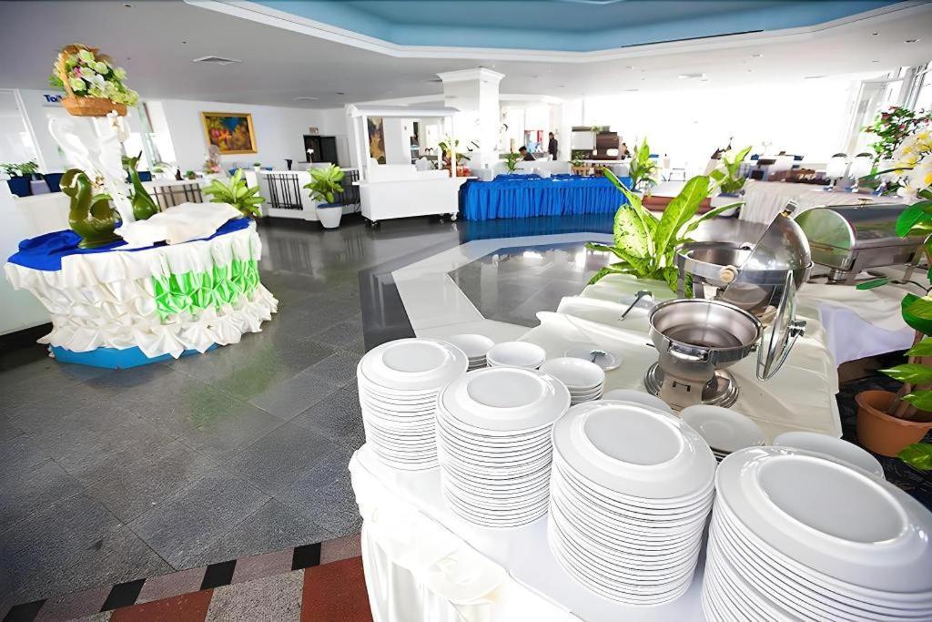 Markland View Hotel