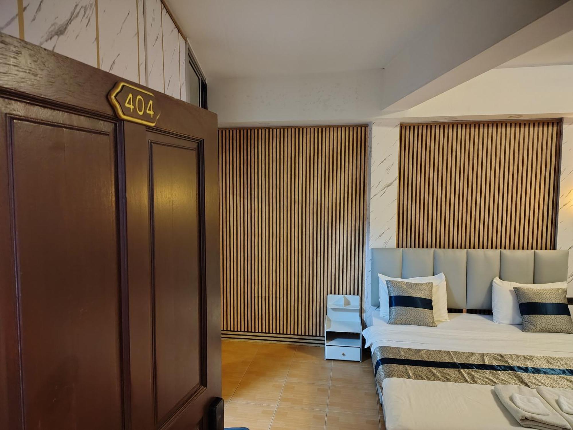 Hotel Priory Hillside 2*