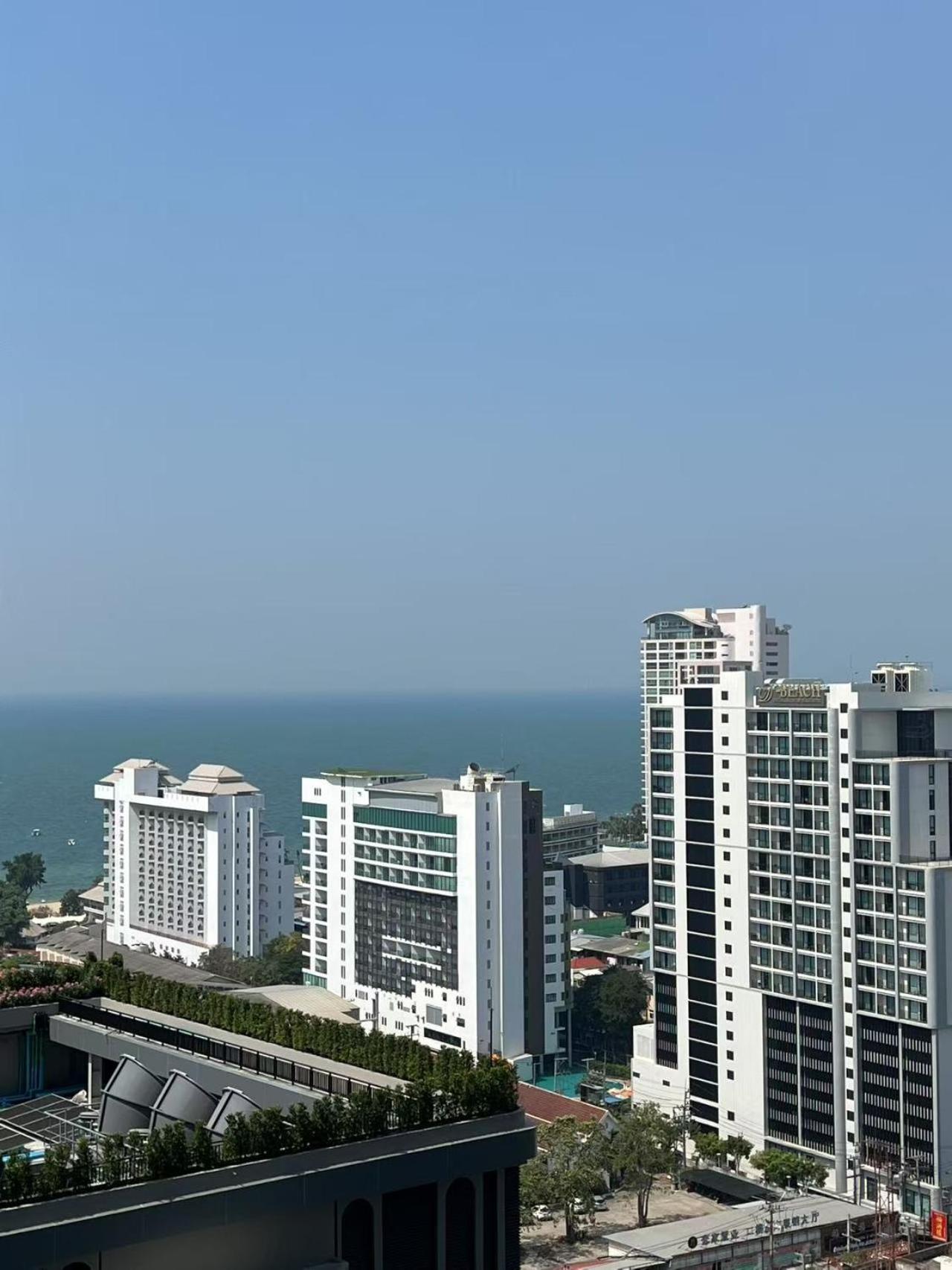 Sea Apartment