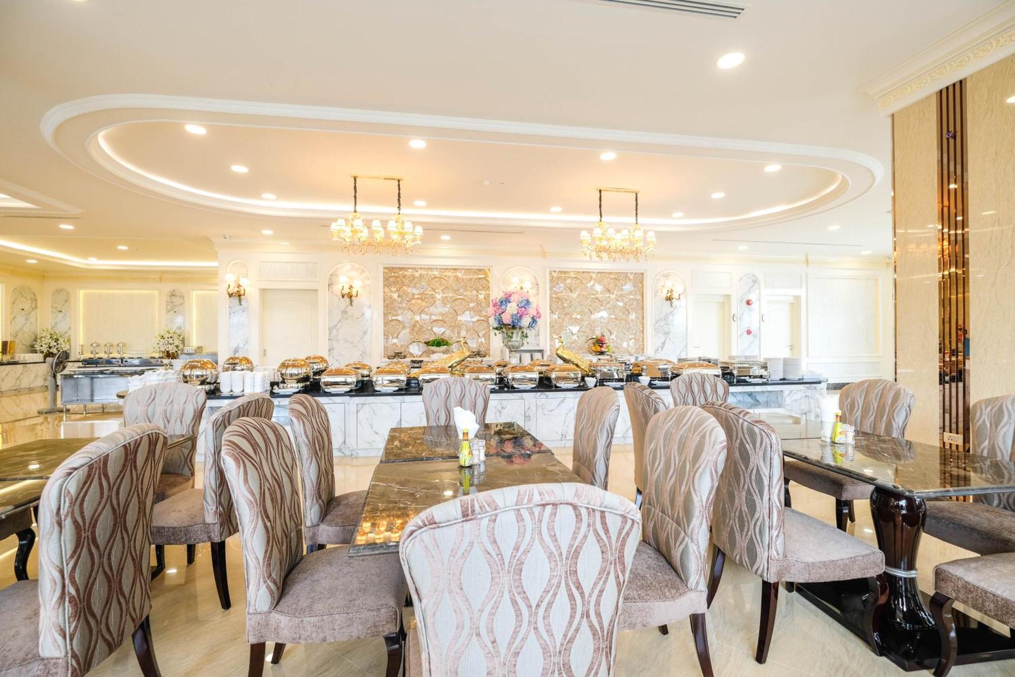 Hotel Lk Grand Empire