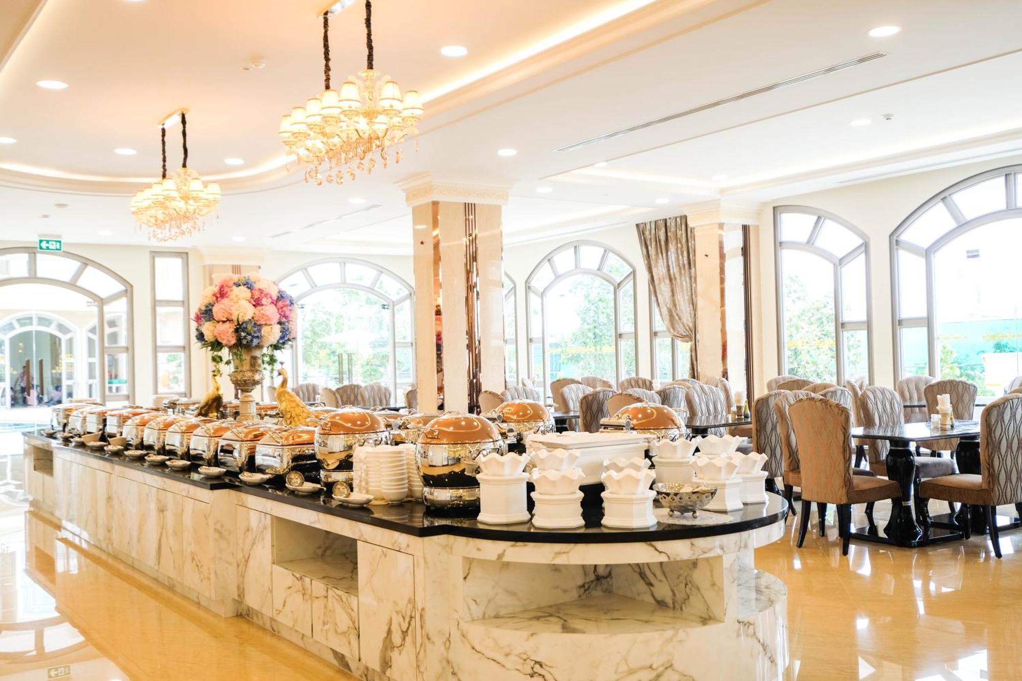 Lk Grand Empire Hotel Pattaya