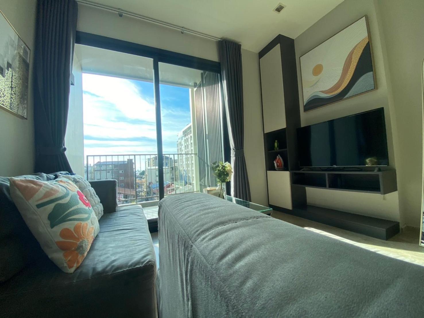 2 Bed Spacious Location In