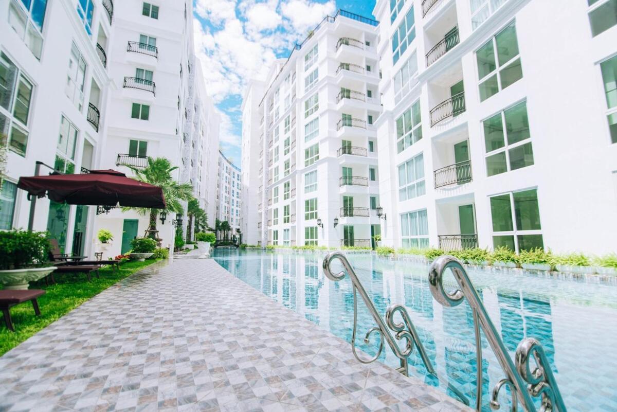 Bright Corner Apartment, Location Apartment Pattaya