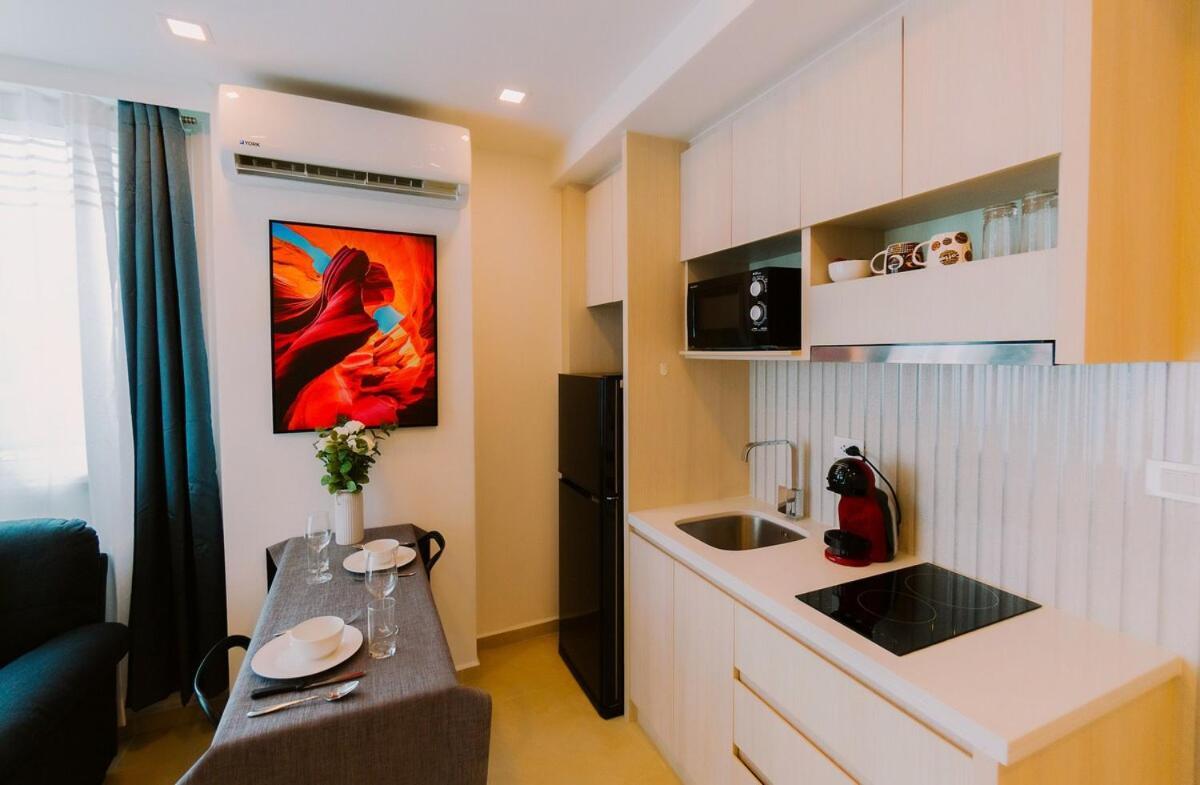Bright Corner Apartment, Location * Pattaya