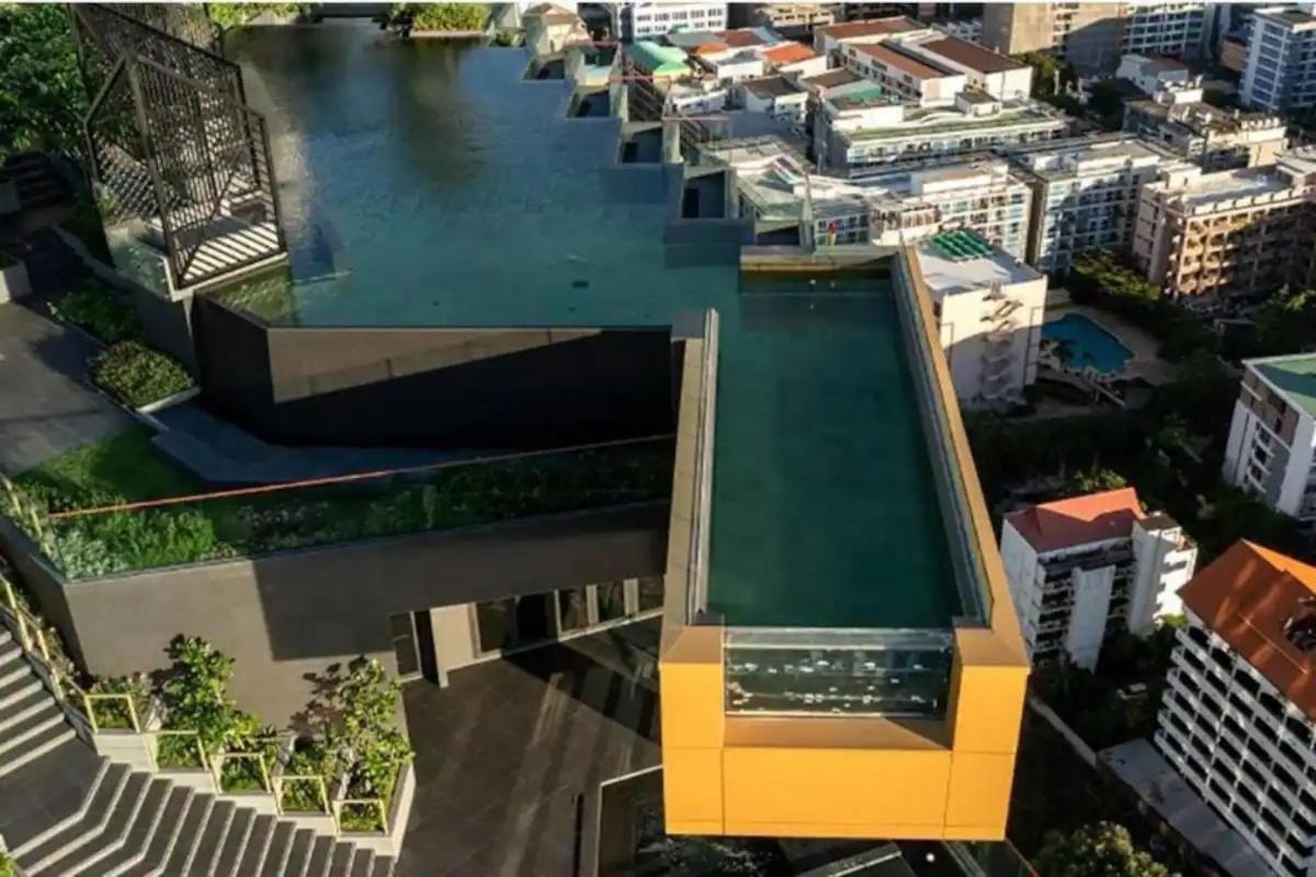 Super Luxury Infinity Pool Seaview Apartment Pattaya
