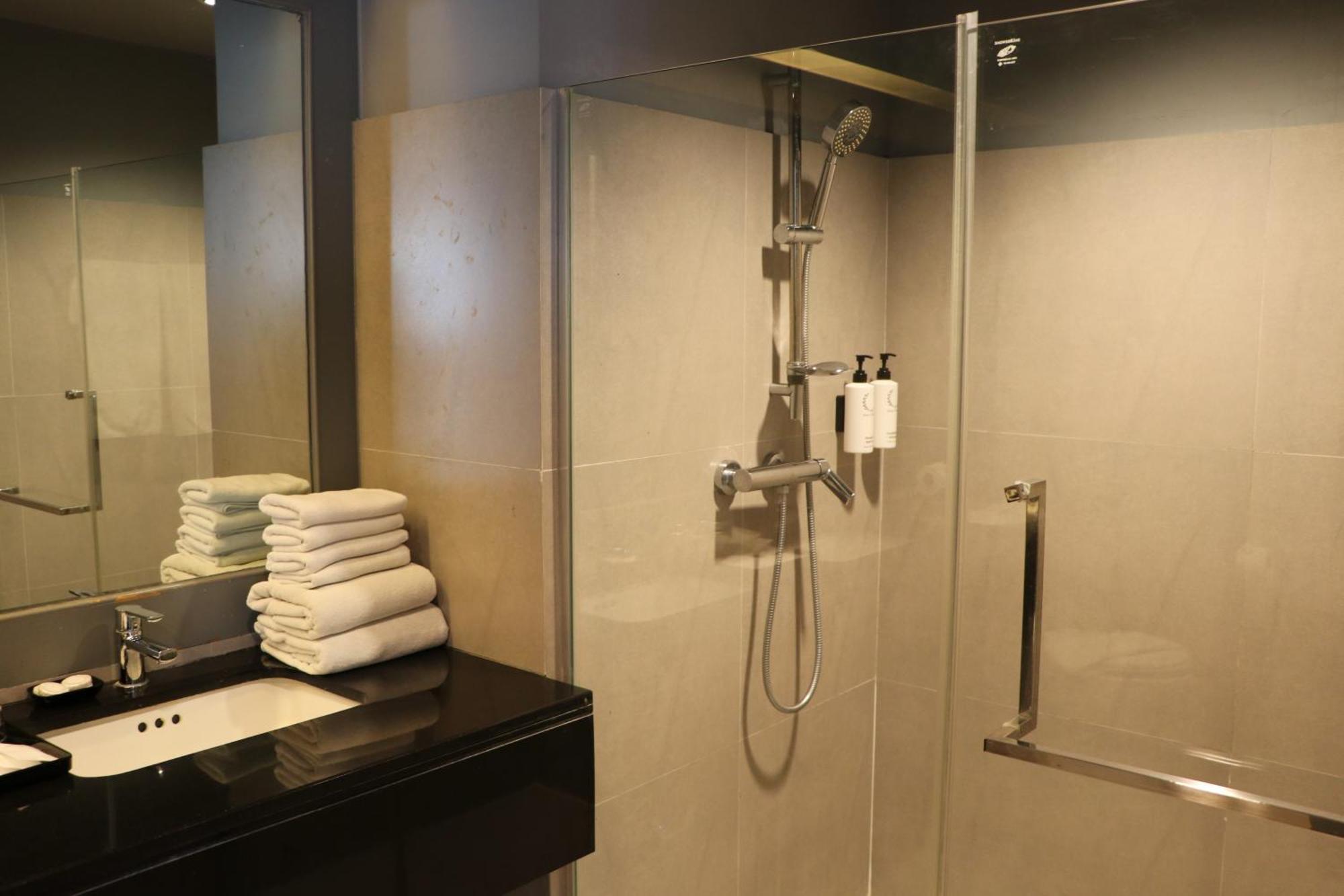 Journeyhub Hotel 4*