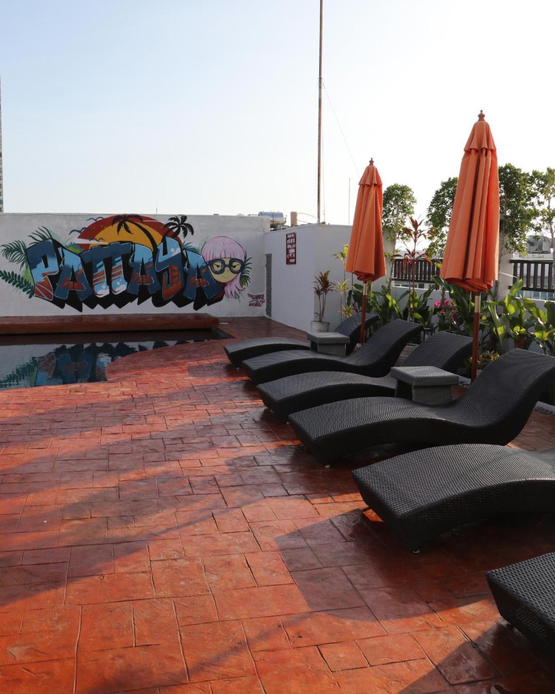 Hotel Journeyhub 4*