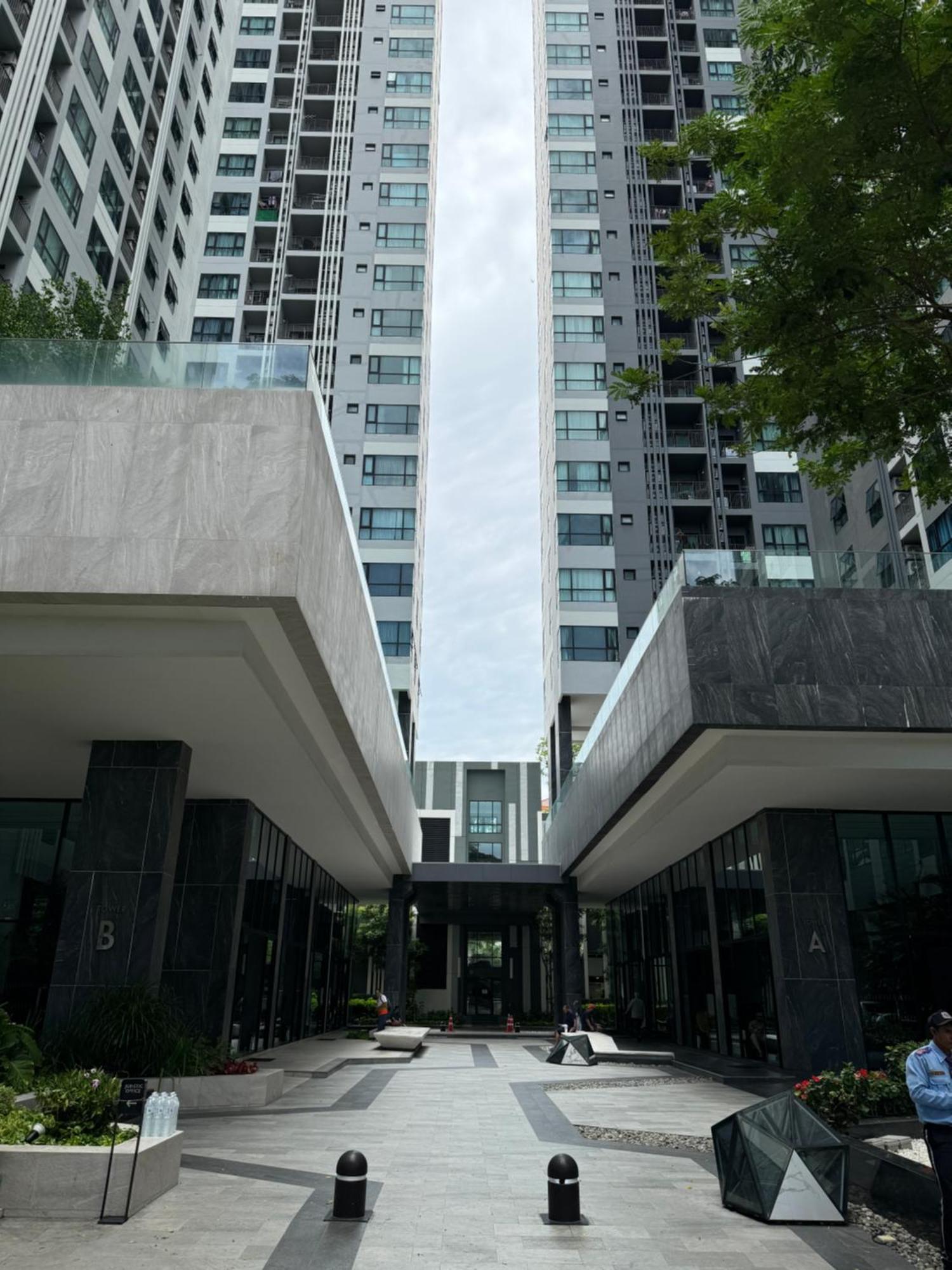 芭提雅市中心the Base 高端公寓 Apartment Pattaya