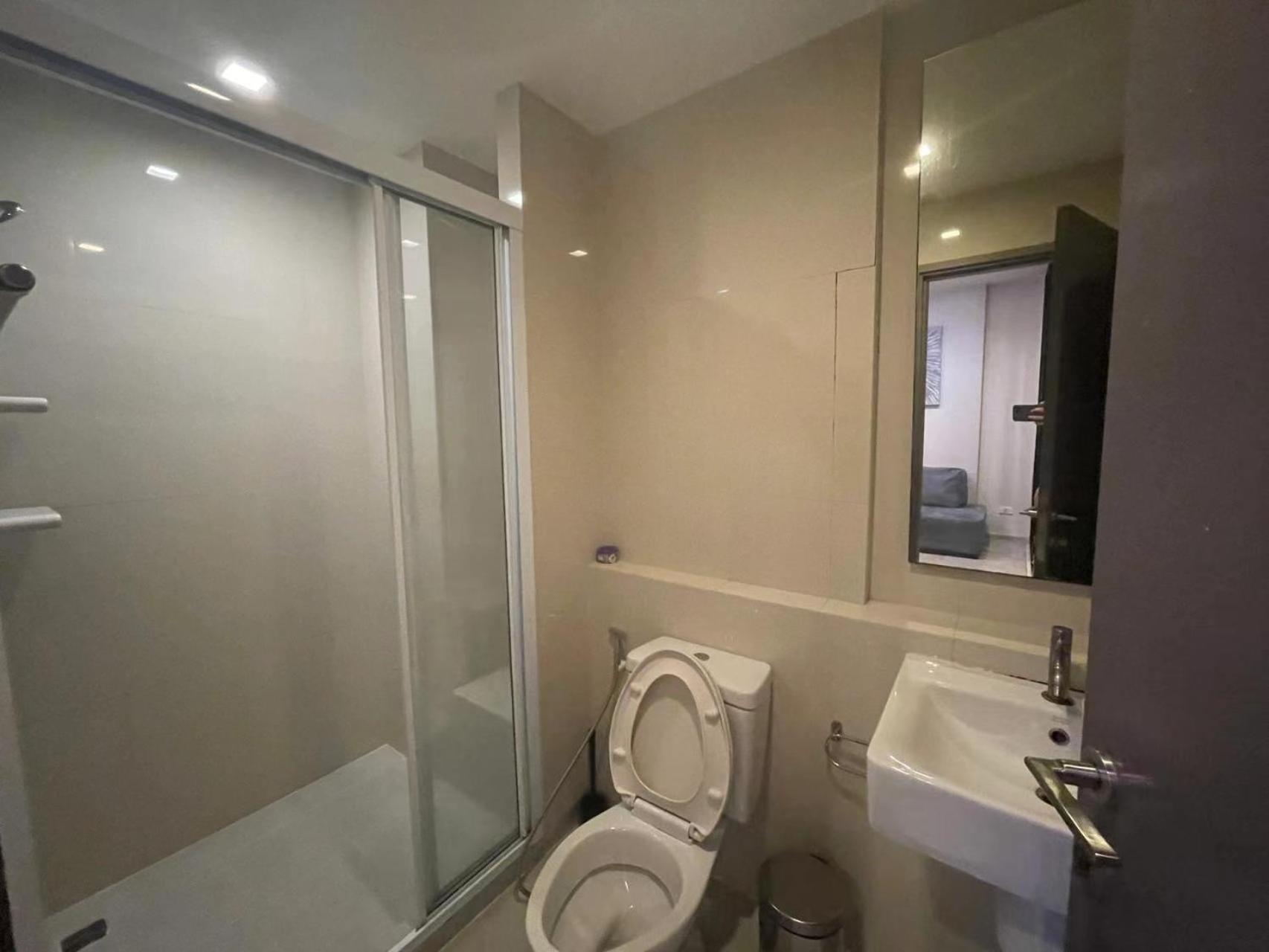 芭提雅市中心the Base 高端公寓 Apartment Pattaya