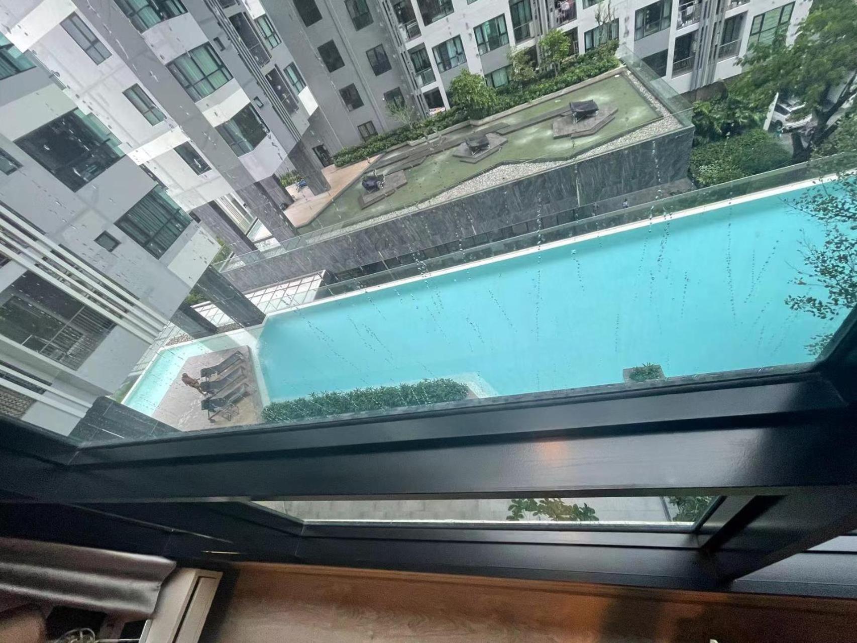 Apartment 芭提雅市中心the Base 高端公寓 *