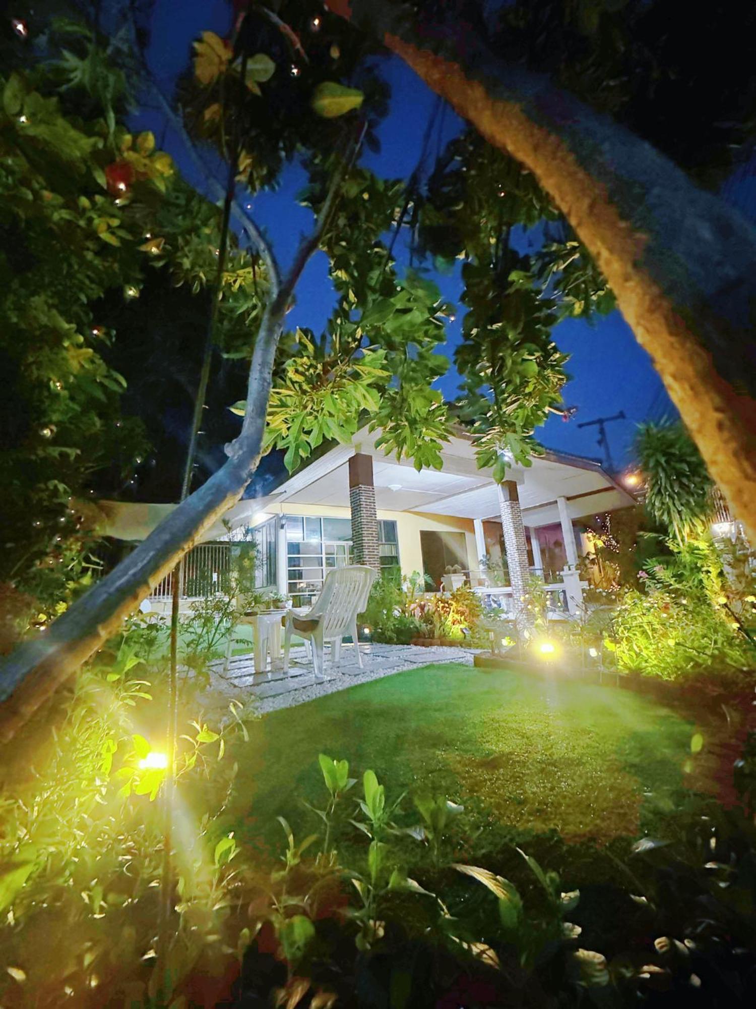 Sun And Moon House *