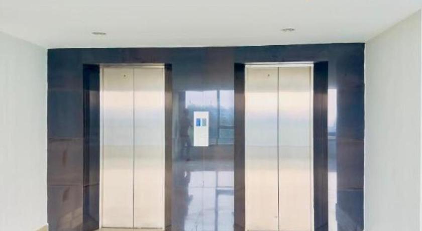 Hotel Baan Bangsare Resotel Chonburi 5*