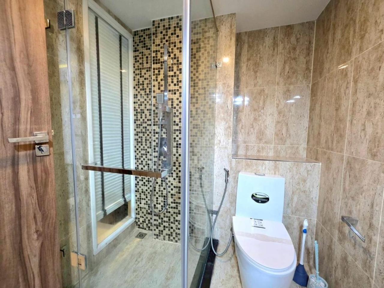 Grand Avenue Middle Town Apartment Pattaya
