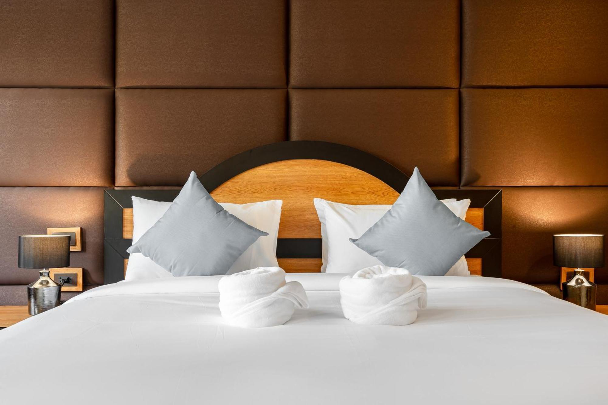 Luxury Pool T1 Near Walking Street 5br 9 Persons Villa Pattaya