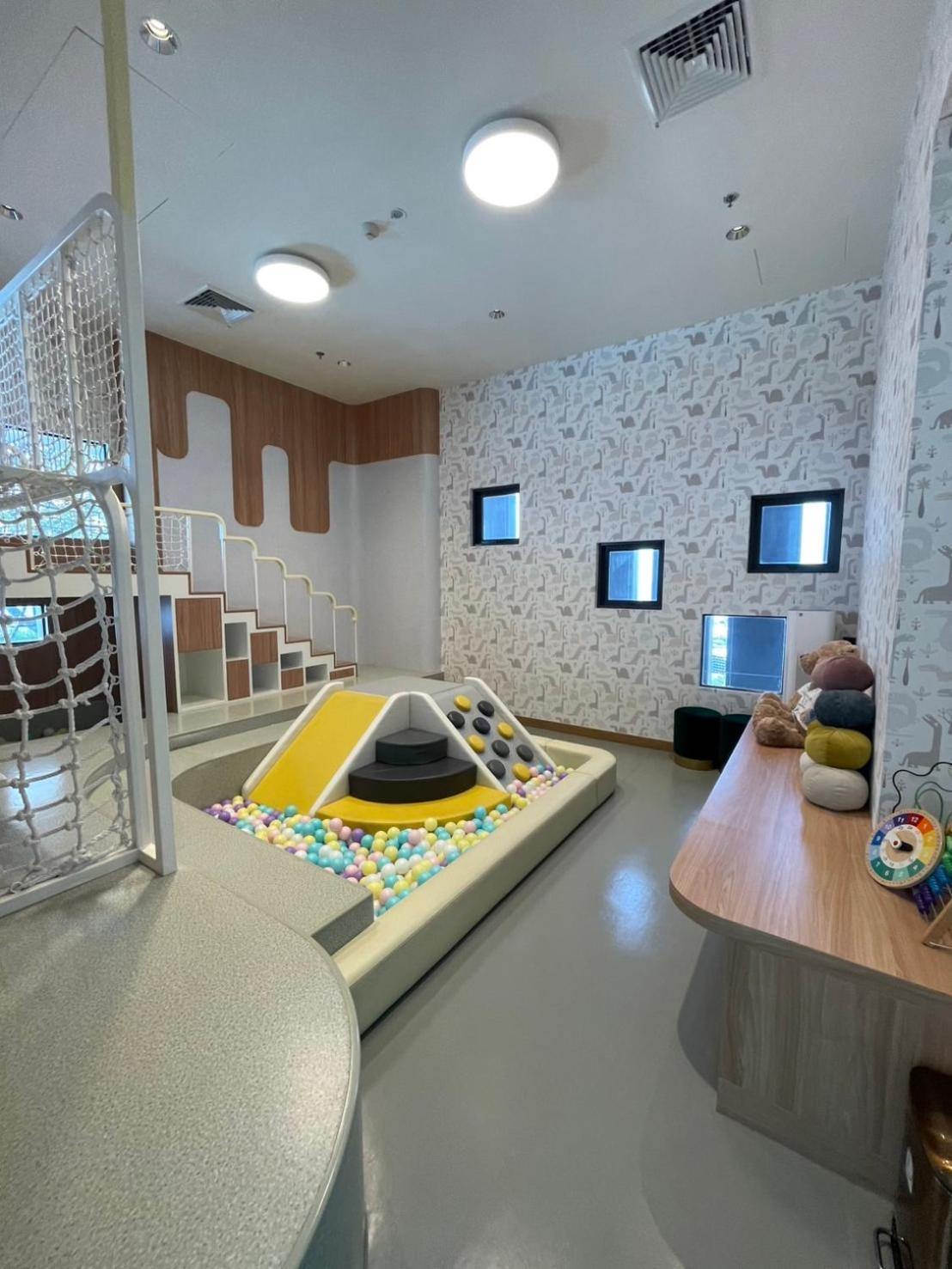 Once 25th Floor With Sea View Apartment