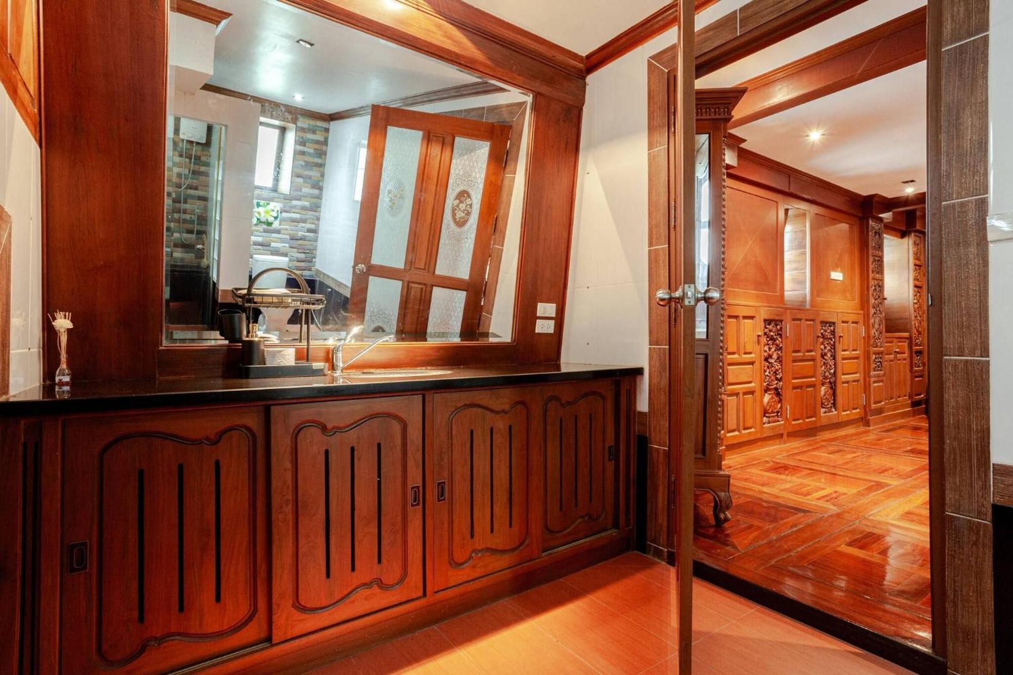 Luxury Iconic Royal Boat Pool North Villa *