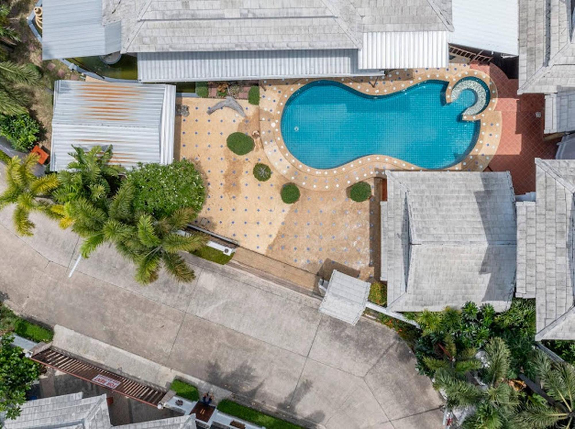 Villa Luxury Iconic Royal Boat Pool North