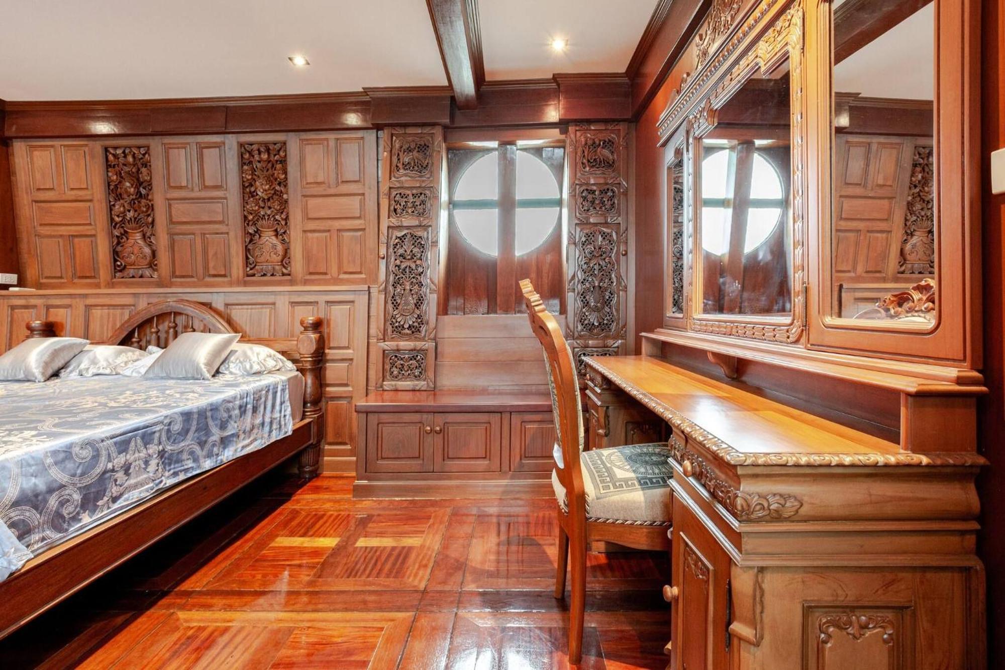 Luxury Iconic Royal Boat Pool North Villa *