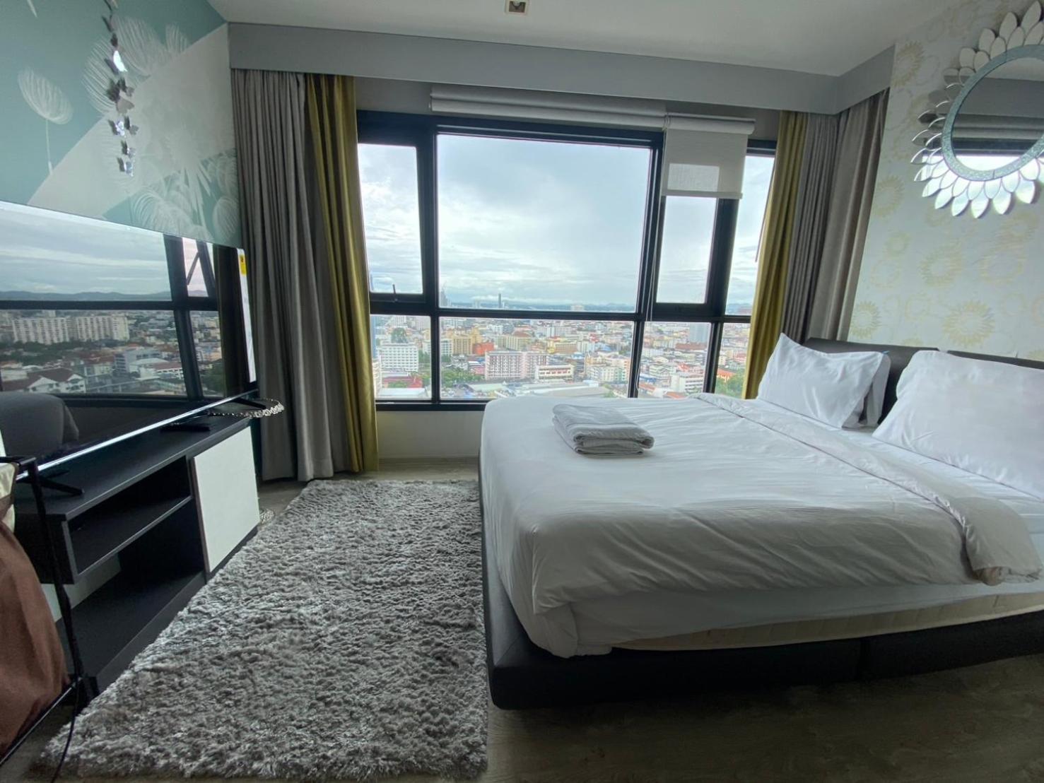 2 Bed Beautiful View Of Pattaya
