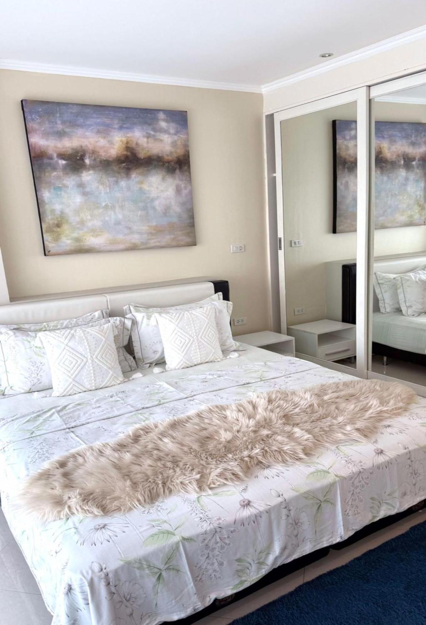 Apartment View Talay 7 Seaview Pattaya