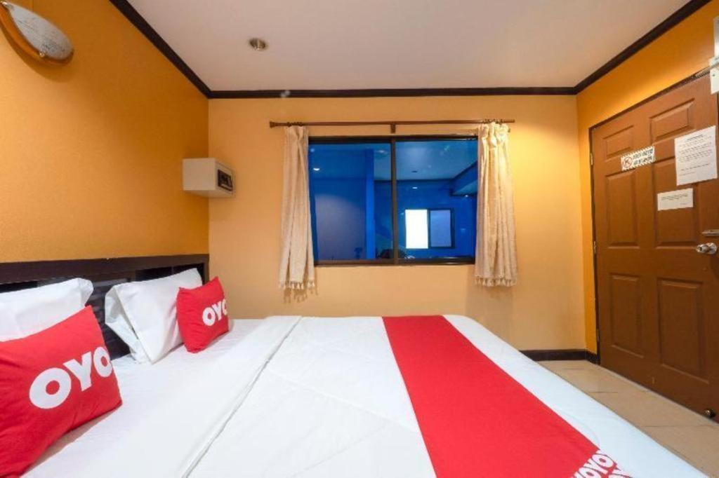Oyo 75327 Diyana Hotel