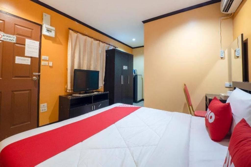 Oyo 75327 Diyana Hotel Pattaya