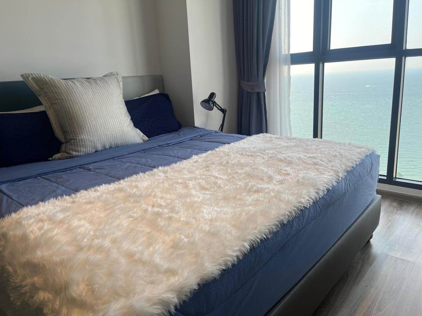 Luxury Sea View High Floor Apartment *