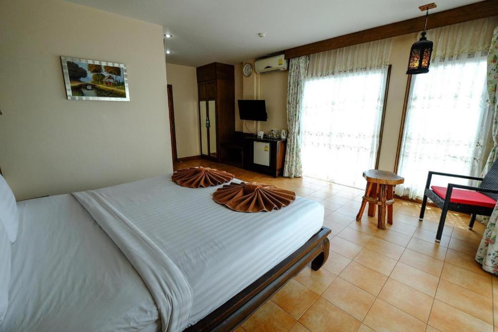 Hotel Red Balcony Pattaya