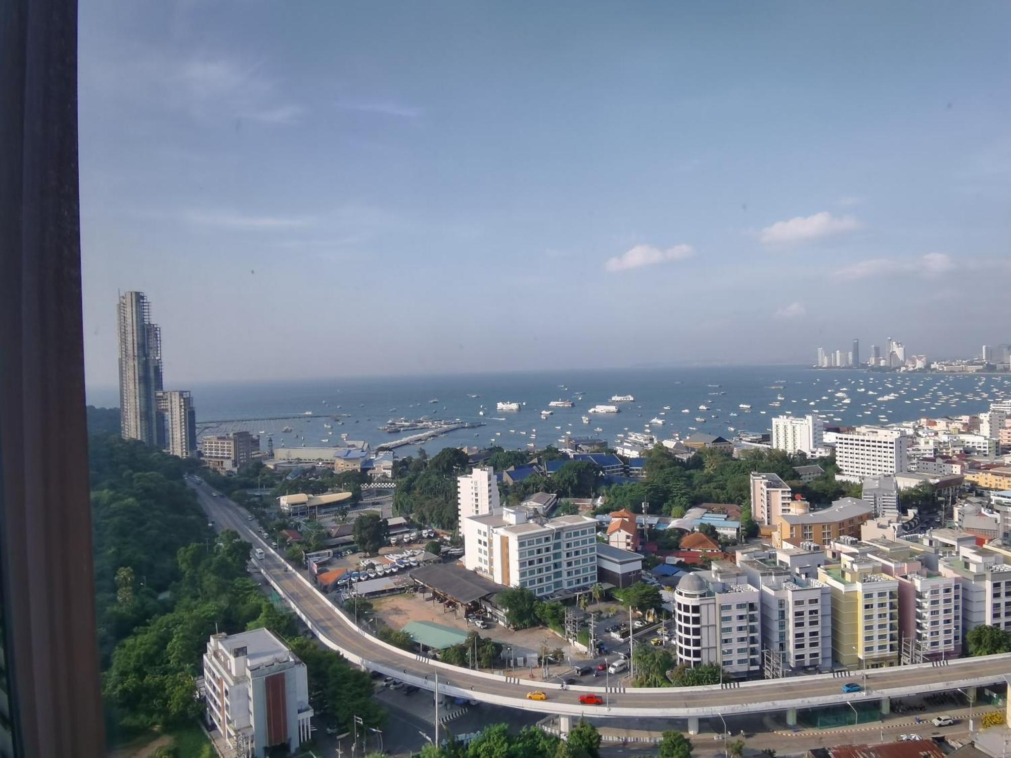 Unixx Sea View *