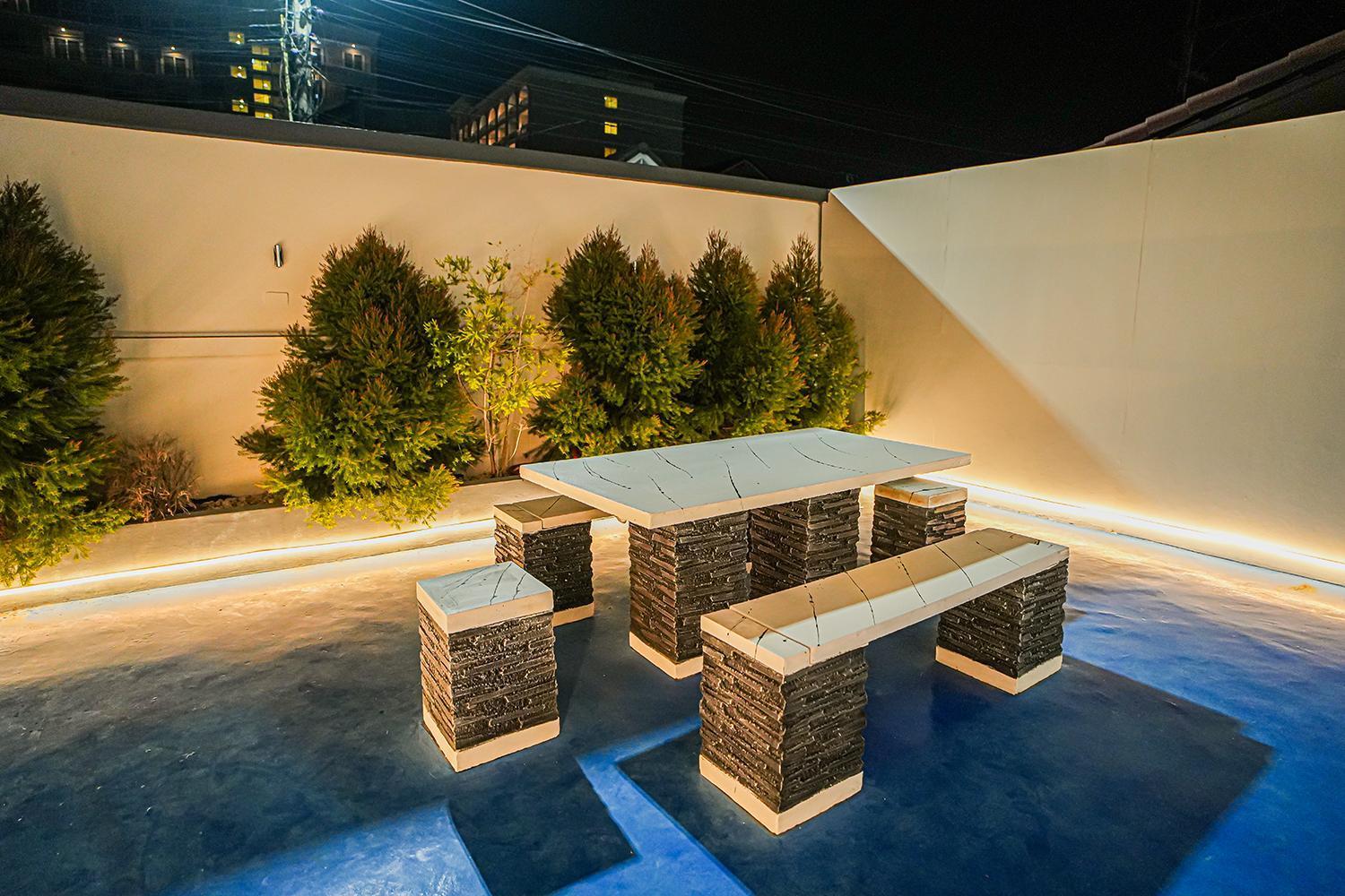 Daisy Pool Villa