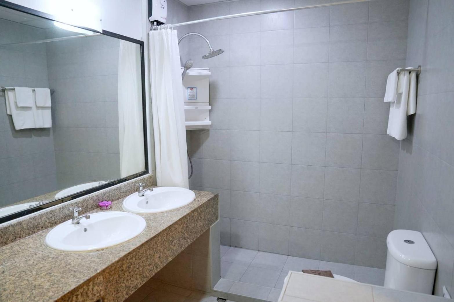 Hotel Basaya & Pattaya