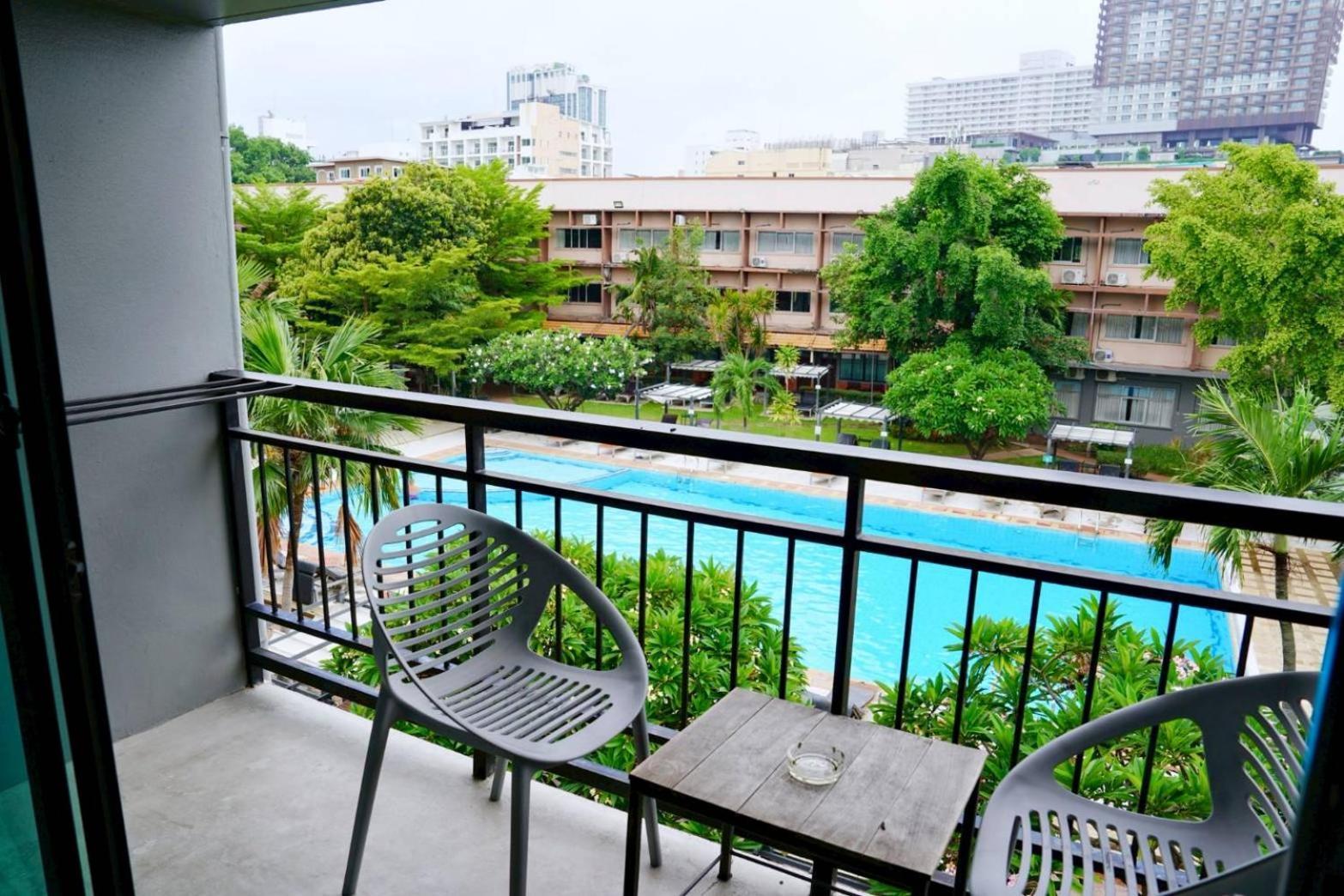 Basaya & 3* Pattaya