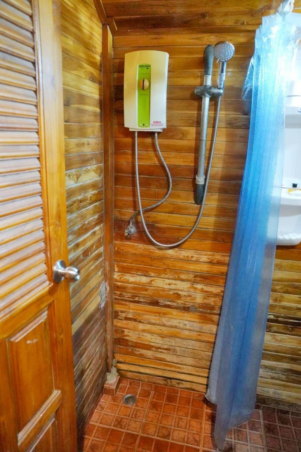 Basaya Hotel&resort 3*