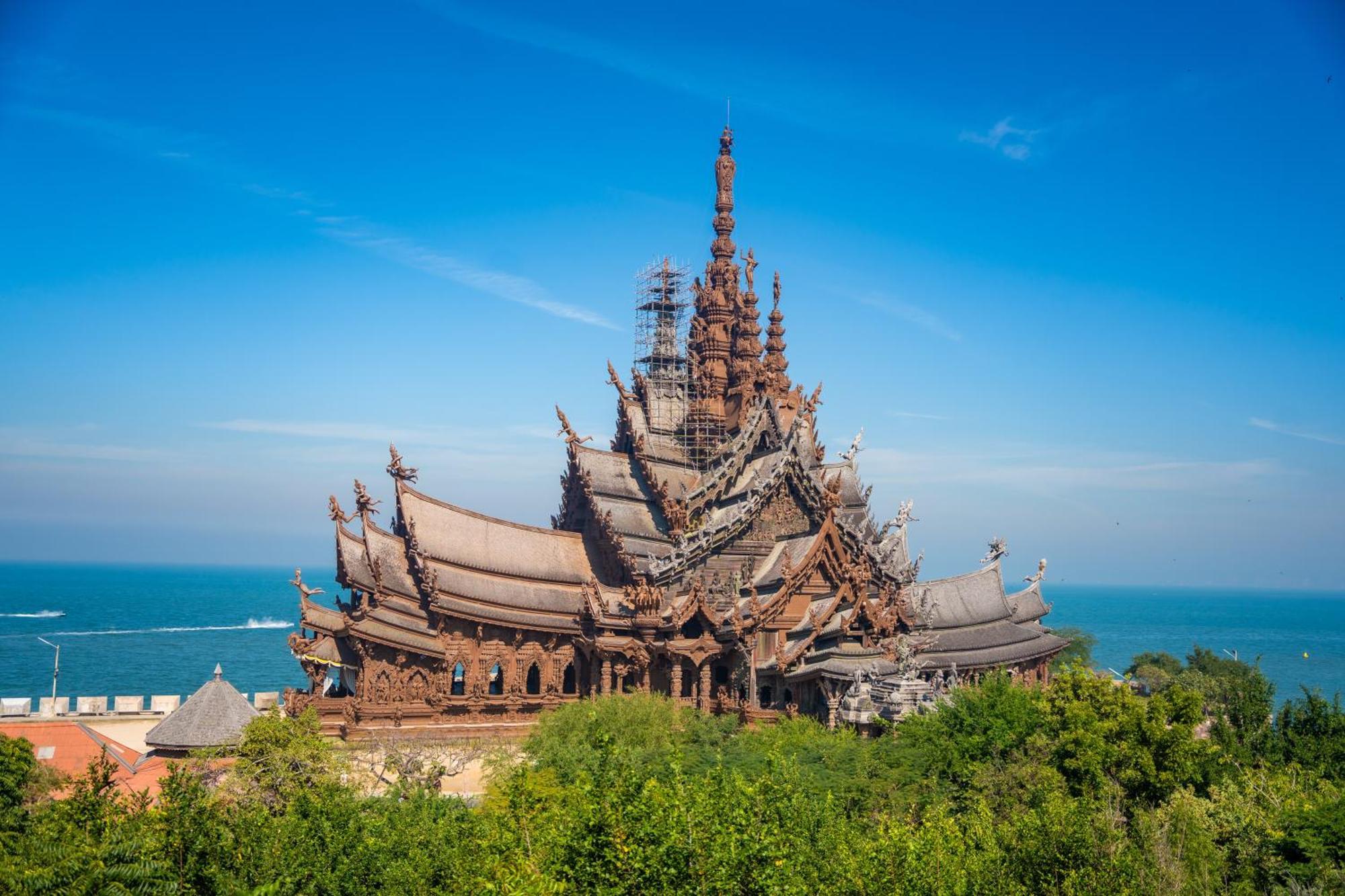 โกลเดน ทิวลิป พัทยา บีช รีสอร์ต โรงแรม Pattaya
