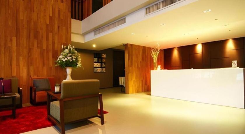 Page 10 Hotel