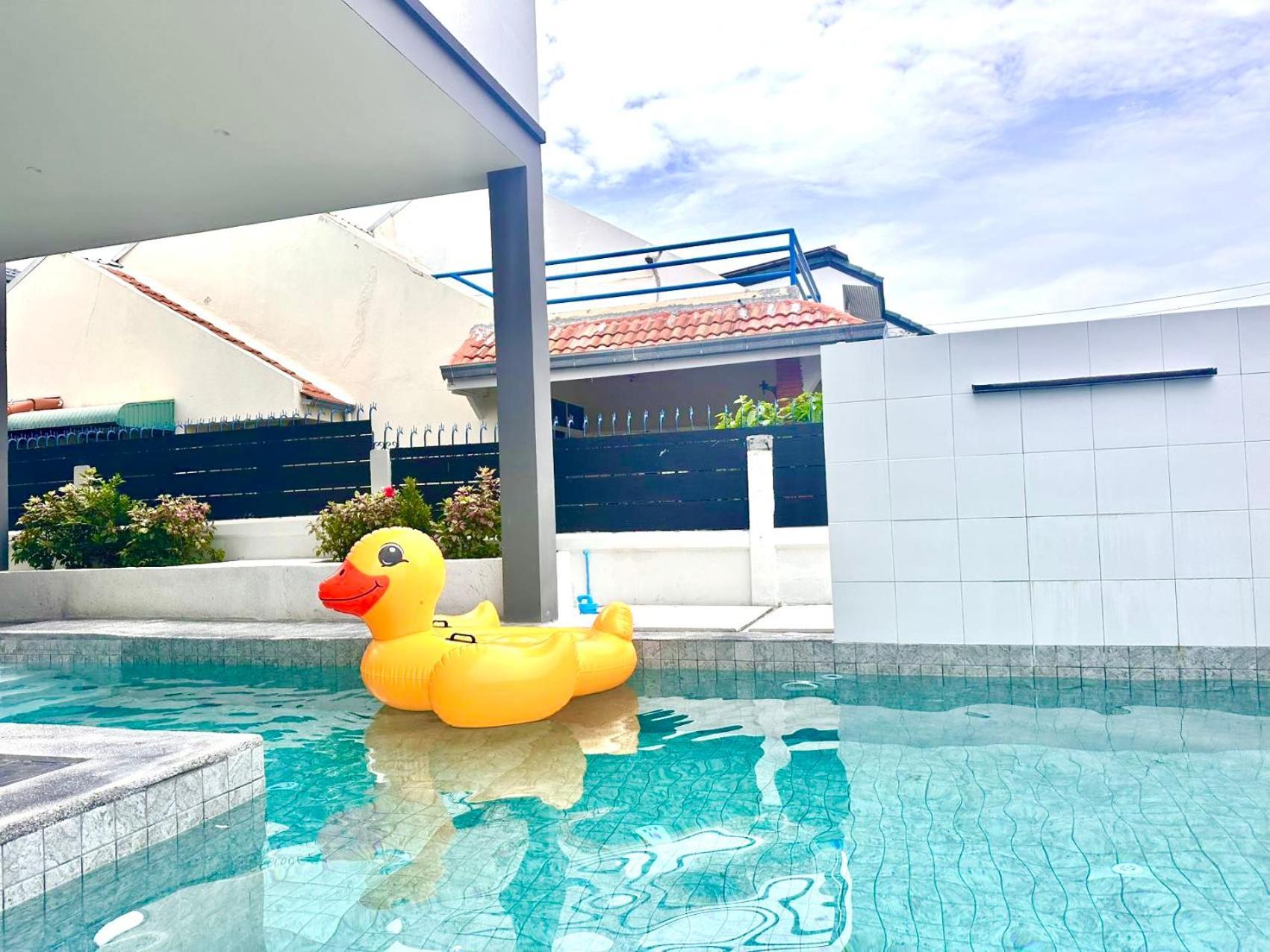 Pool Italian Style In Phratamnak 5 Bedroom Ktv Bbq Villa *