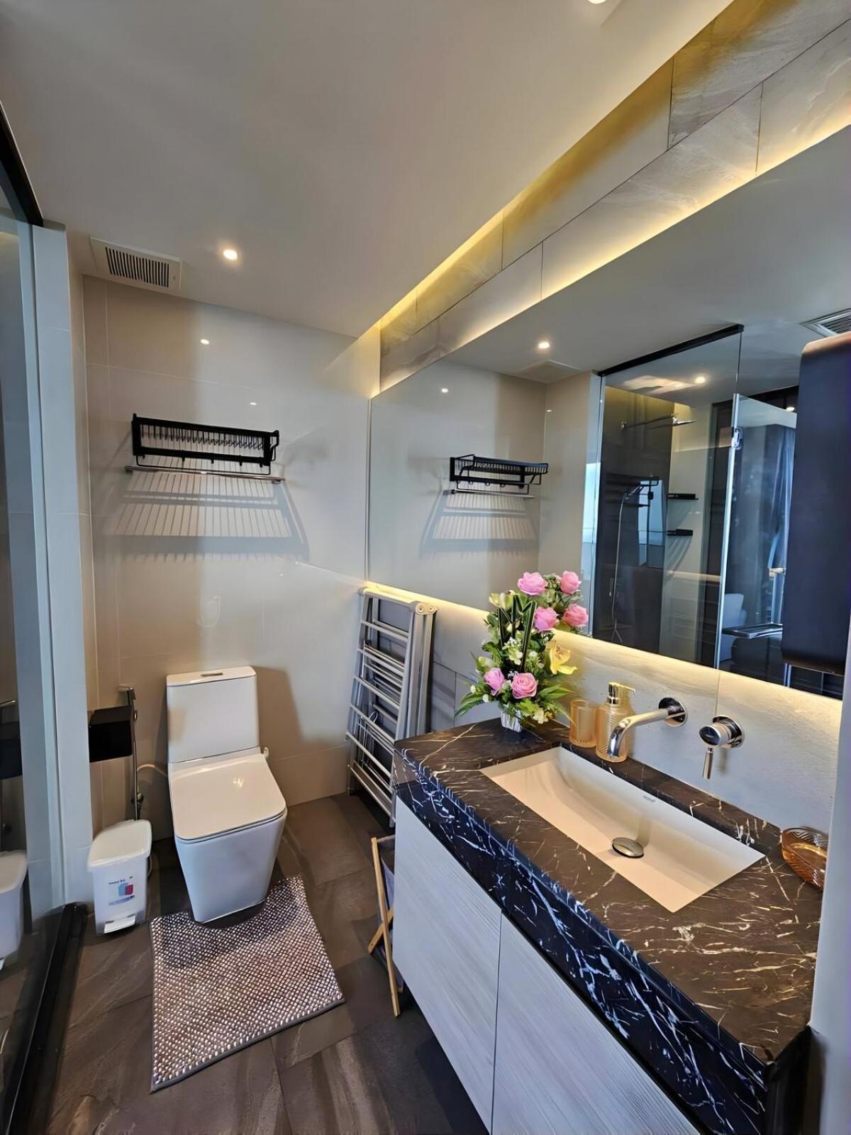 High Floor Beachfront 1 Bedroom With Scenic View Apartamento Pattaya