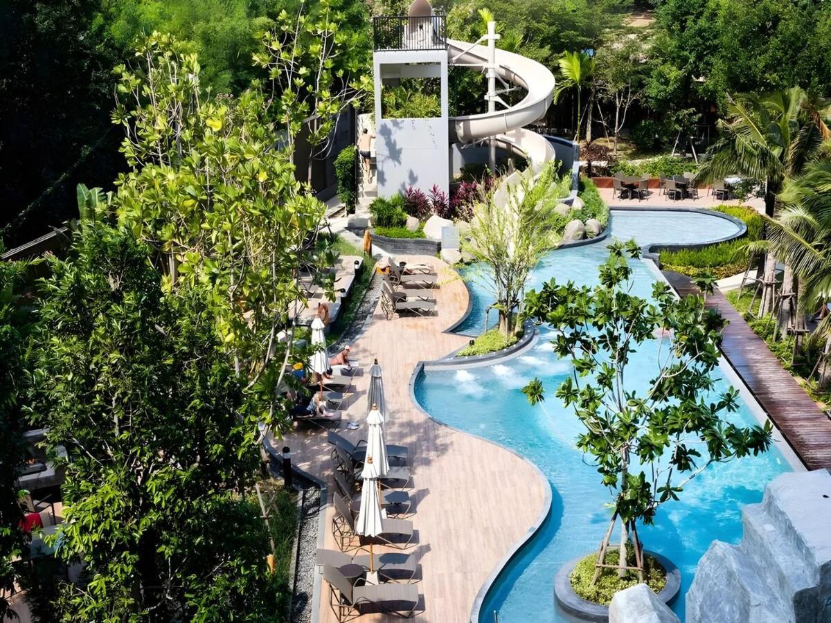 Spacious 2 Bedroom Corner Unit Near Walking Street * Pattaya