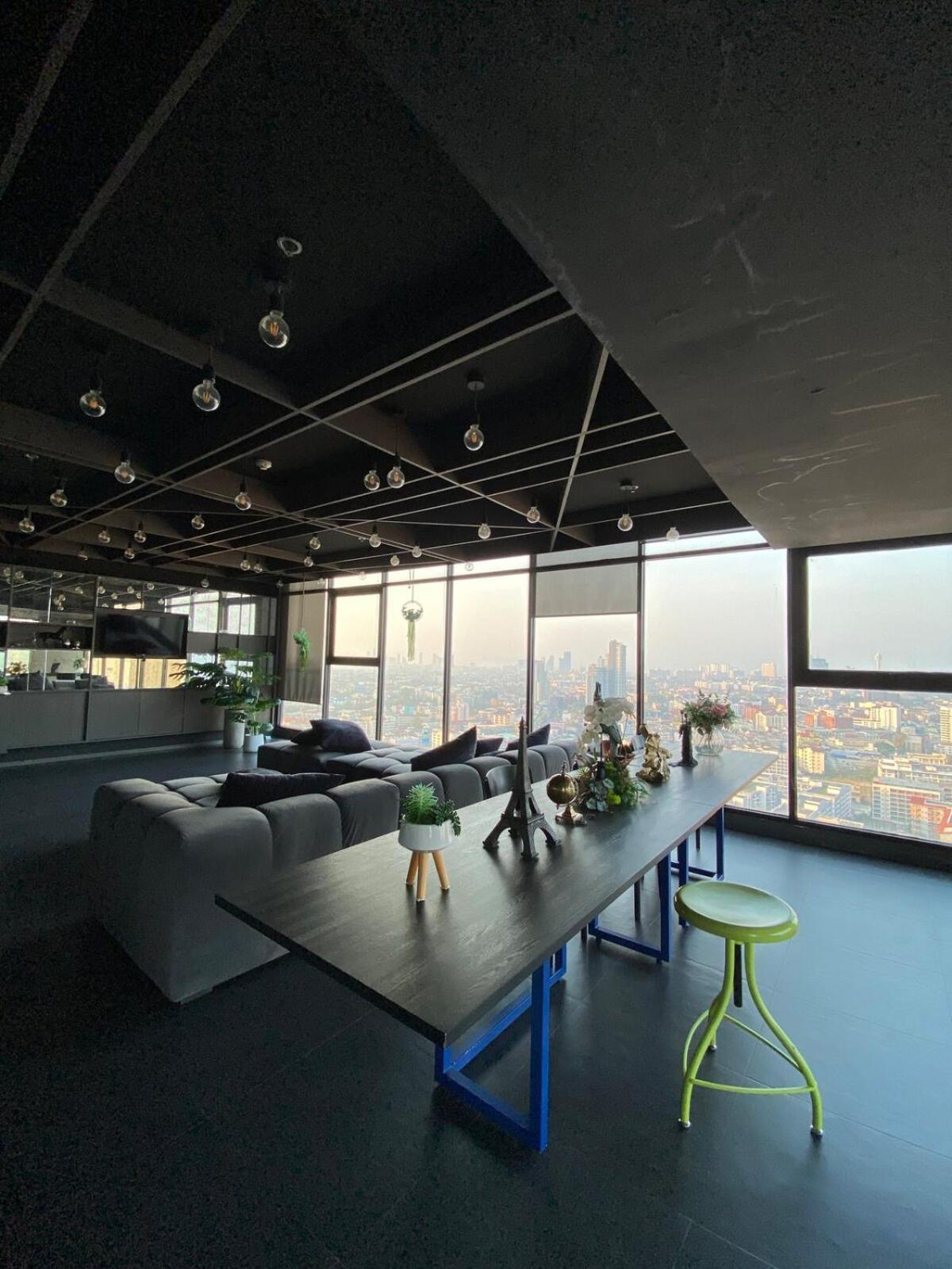 - Roof Pool Apartment *