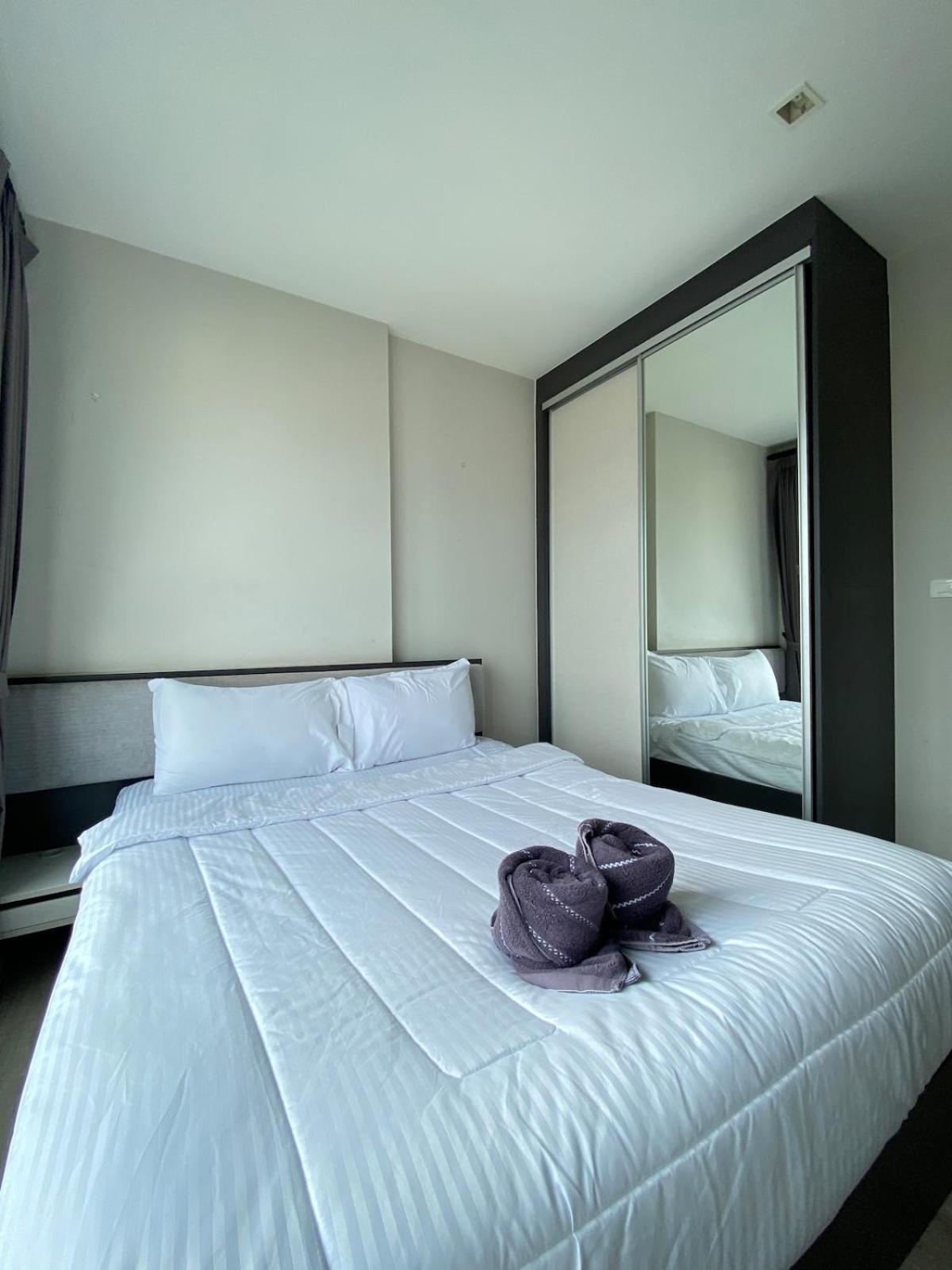- Roof Pool Pattaya