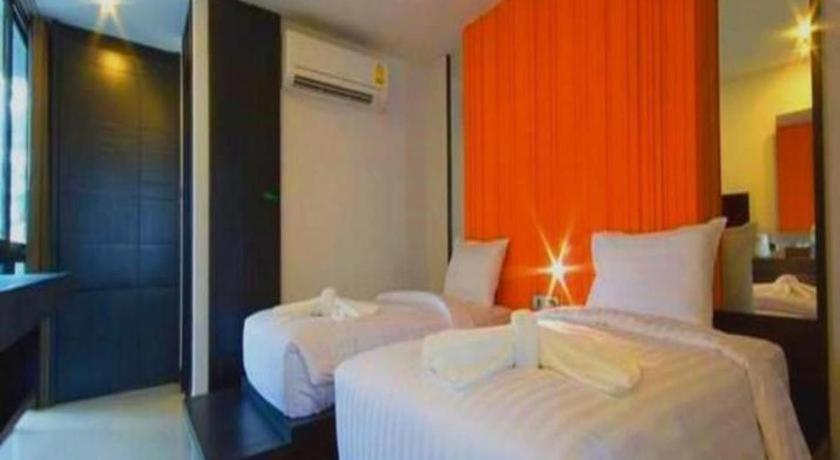 Punyapha Place Hotel 3*