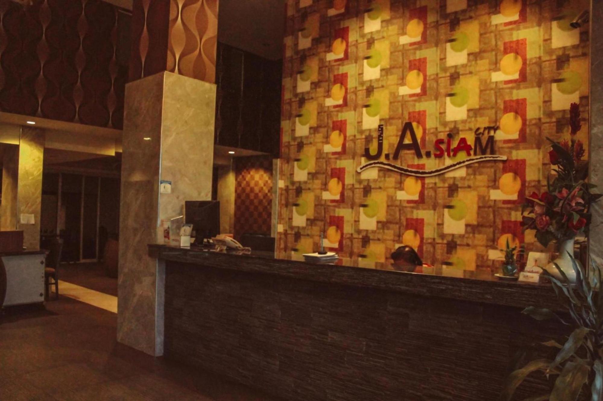 Apartment Dancenter Ja Siam *