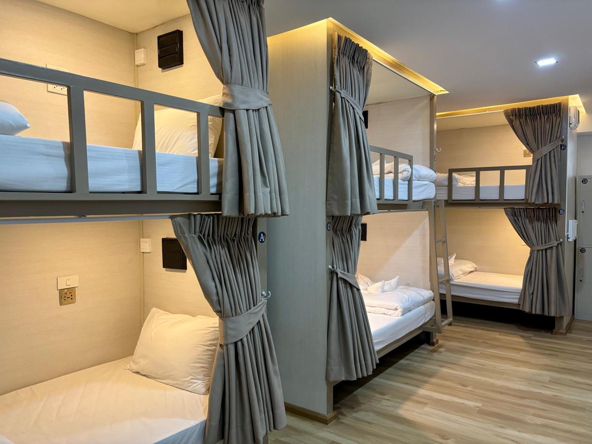 Hotel Charm At Pratumnak