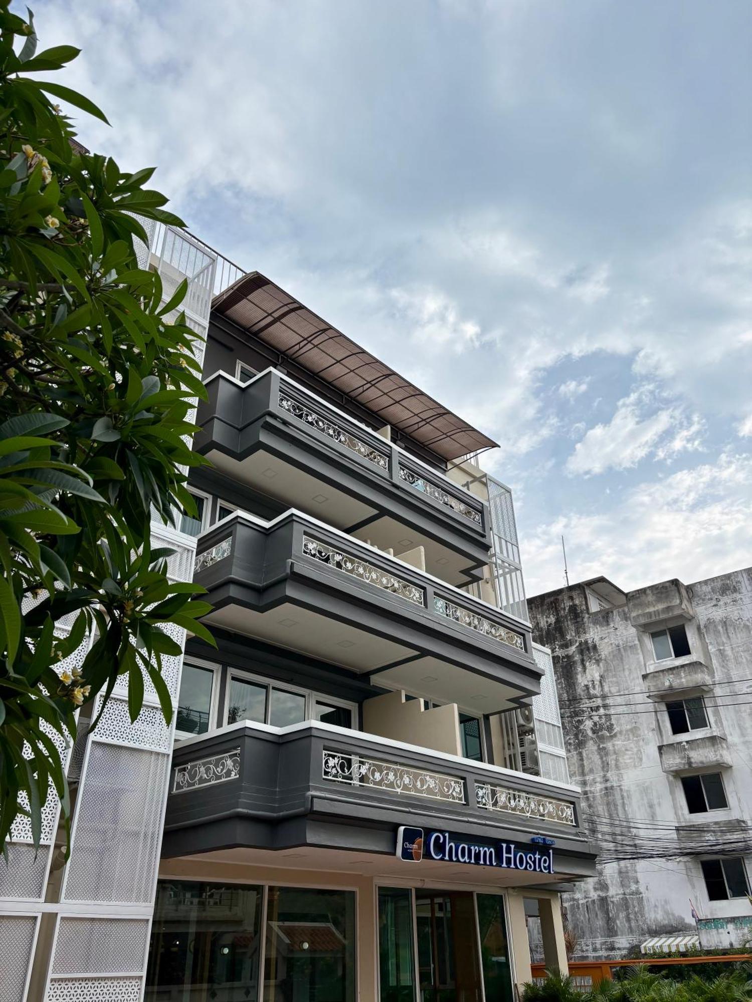 Charm At Pratumnak Hotel 3*