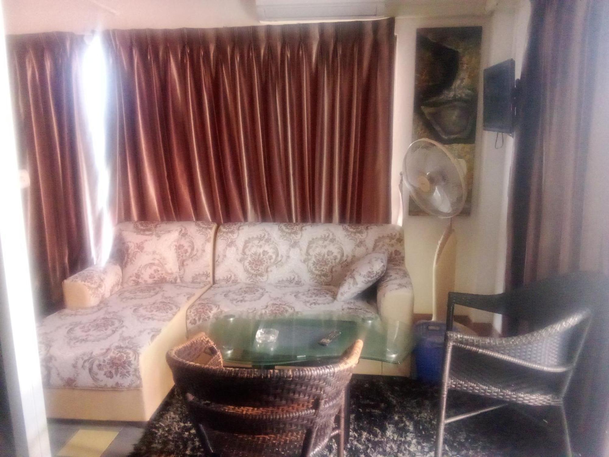 Ben & Lek Guest house