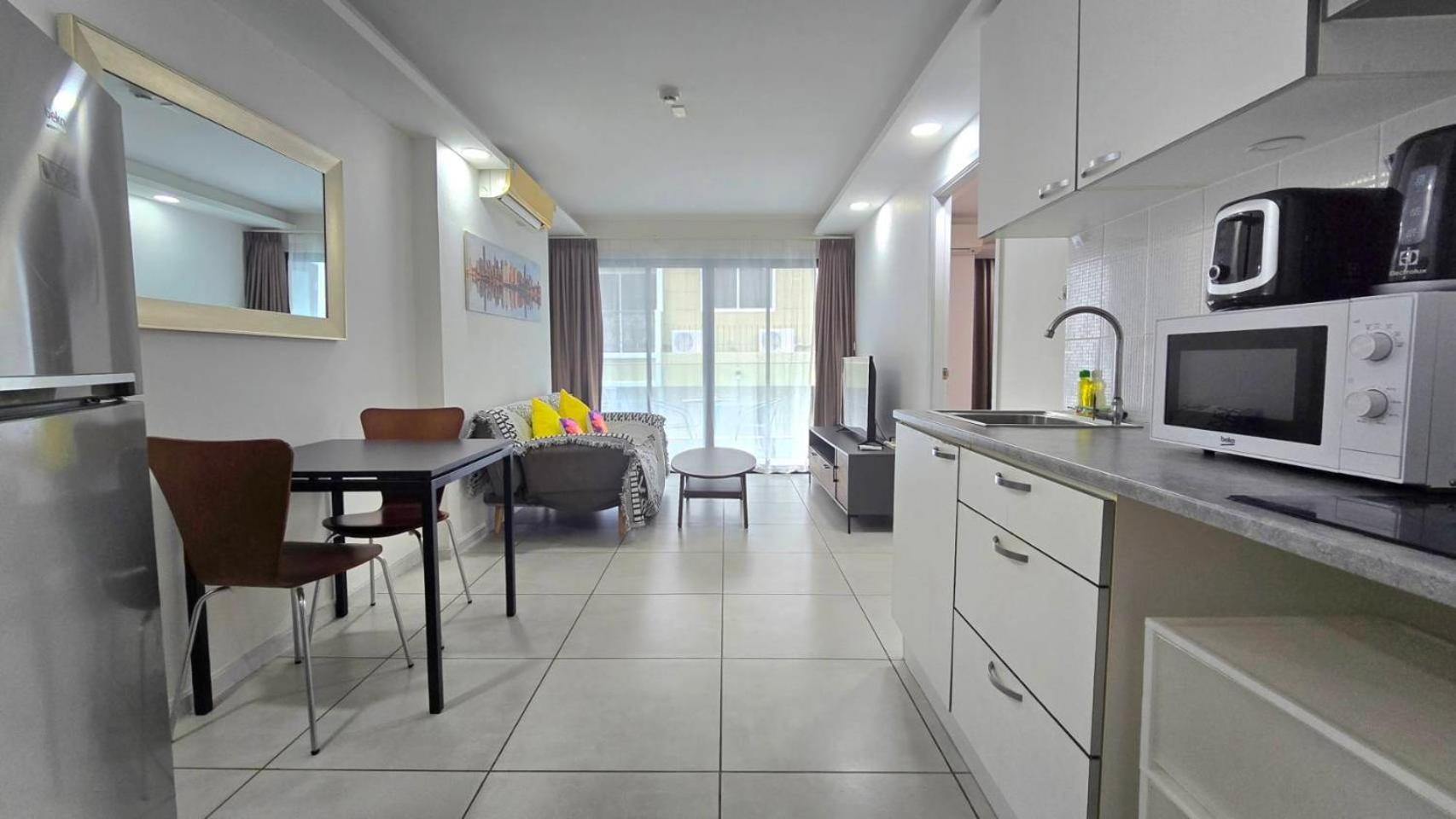 5 Min Walk To Tropical Garden Apartment Pattaya
